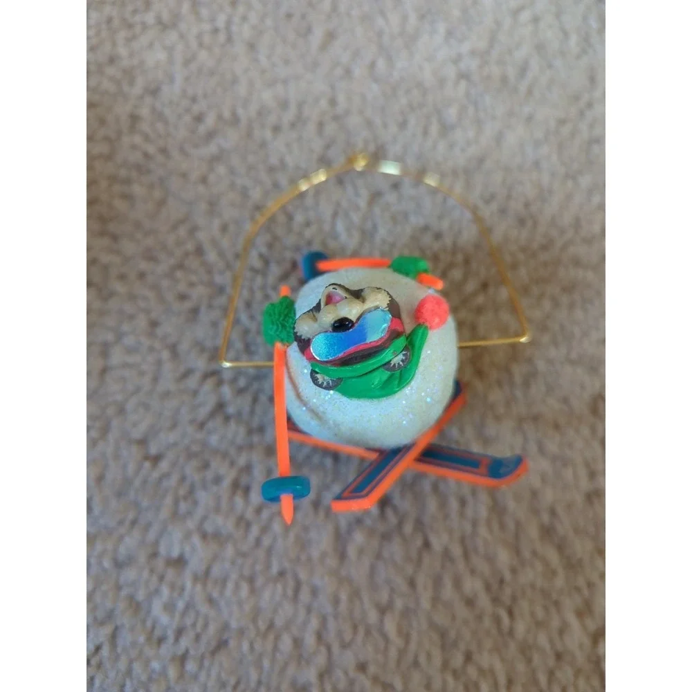 Hallmark Keepsake Ornament 1992‎ Skiing 'Round Bear Orig Box